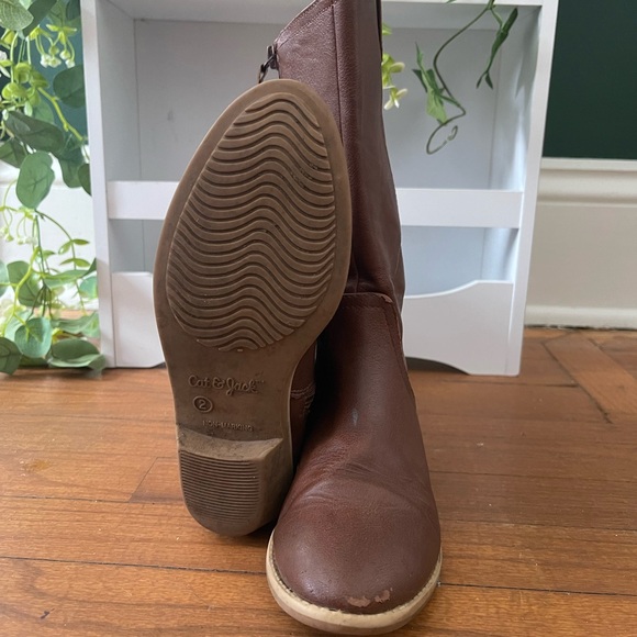 Youth girls size 2 | Cat and Jack cowgirl boots | Brown - Picture 2 of 6